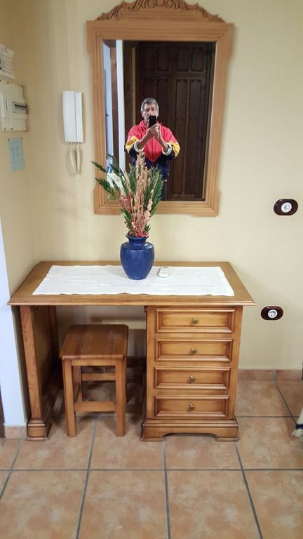 Apartamentos Rurales Tauro Cabezuela Del Valle Luaran gambar